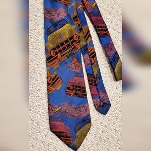 Jsaco Made In Italy Silk Tie,  Surfer,Ocean,Waves,Convertible Car, EUC